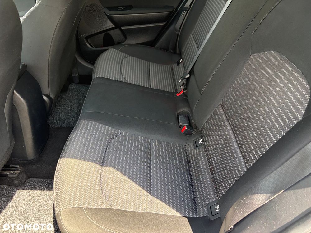 Kia XCeed 1.5 T-GDI M - 17