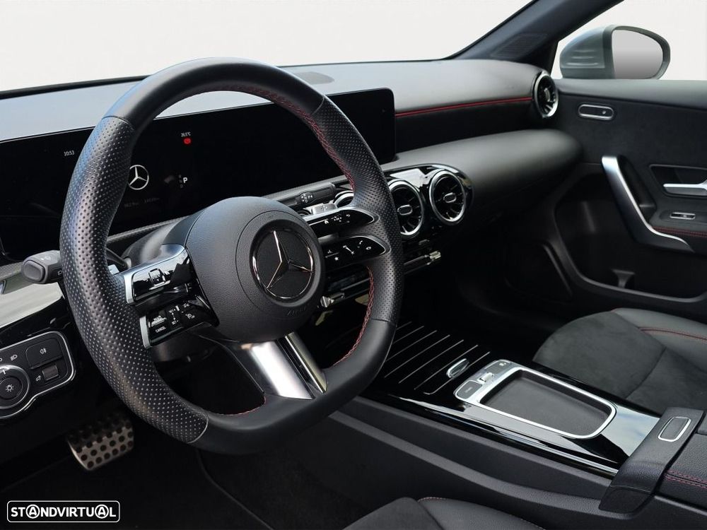 Mercedes-Benz A 250 — fotografia 9