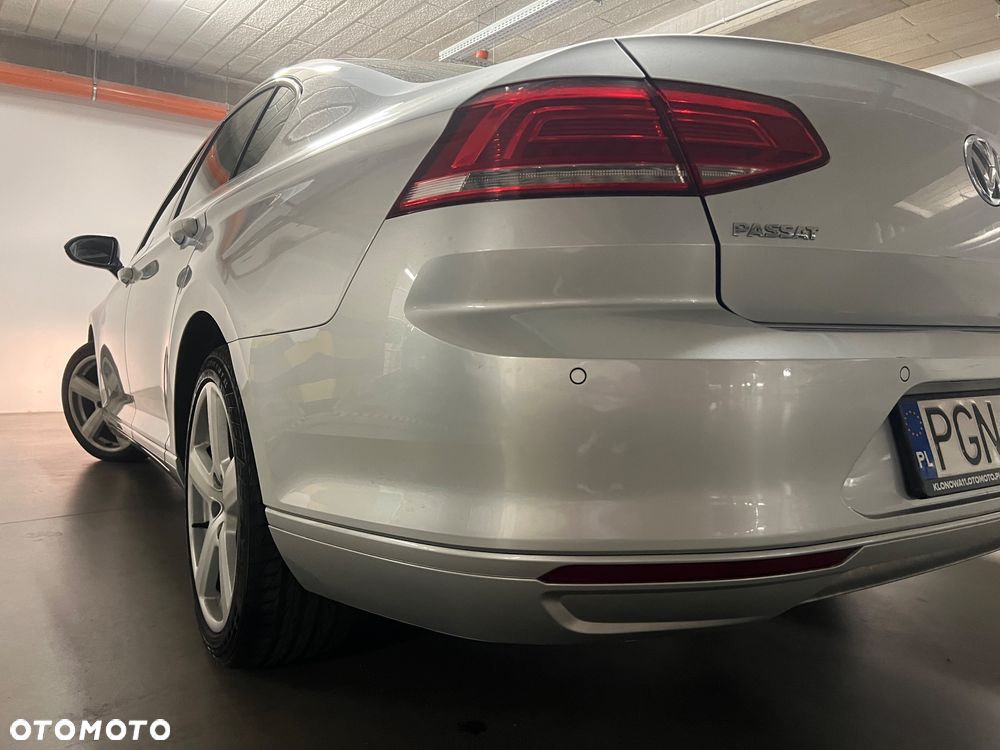 Volkswagen Passat 1.4 TSI BMT ACT Comfortline - 17