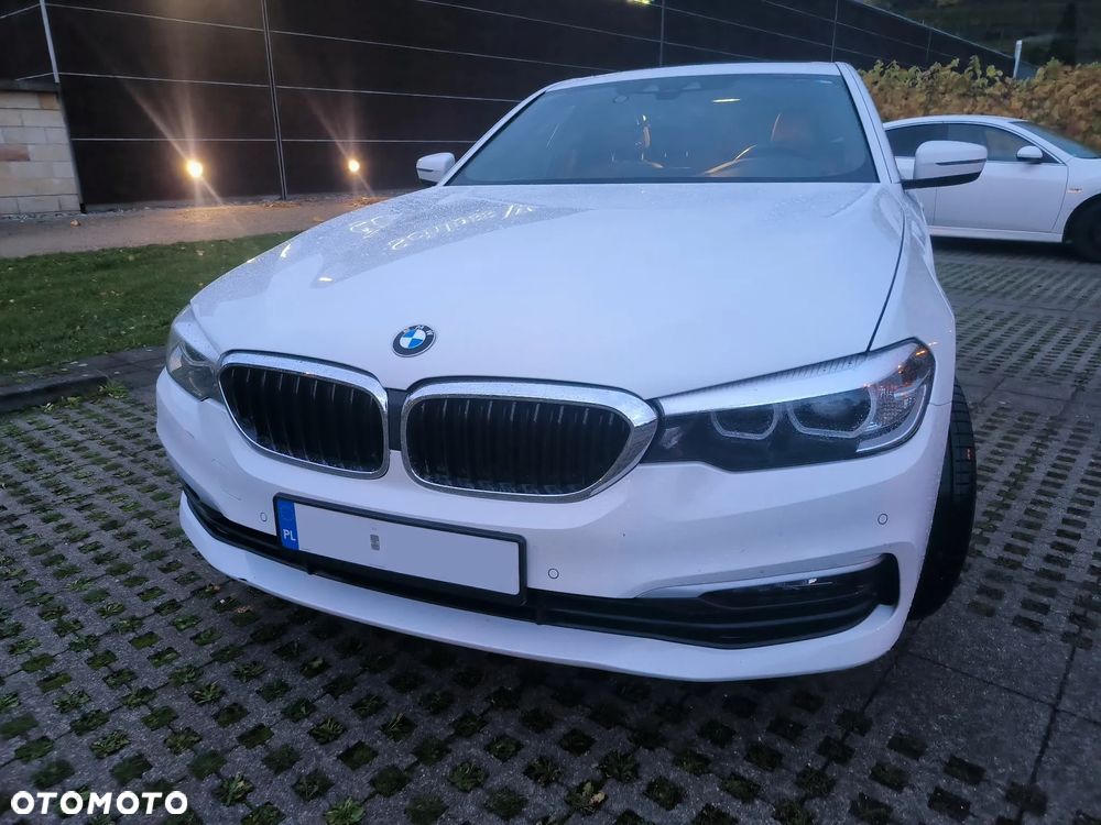 BMW Seria 5 530i Sport Line - 2