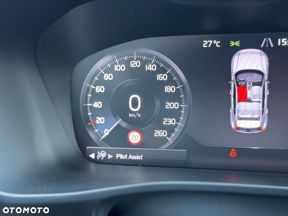 Volvo XC 40 T4 R-Design - 25