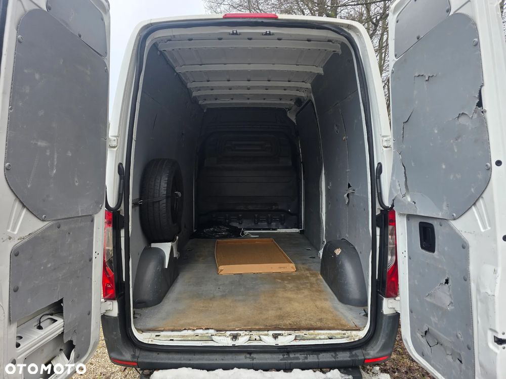 Mercedes-Benz SPRINTER - 7