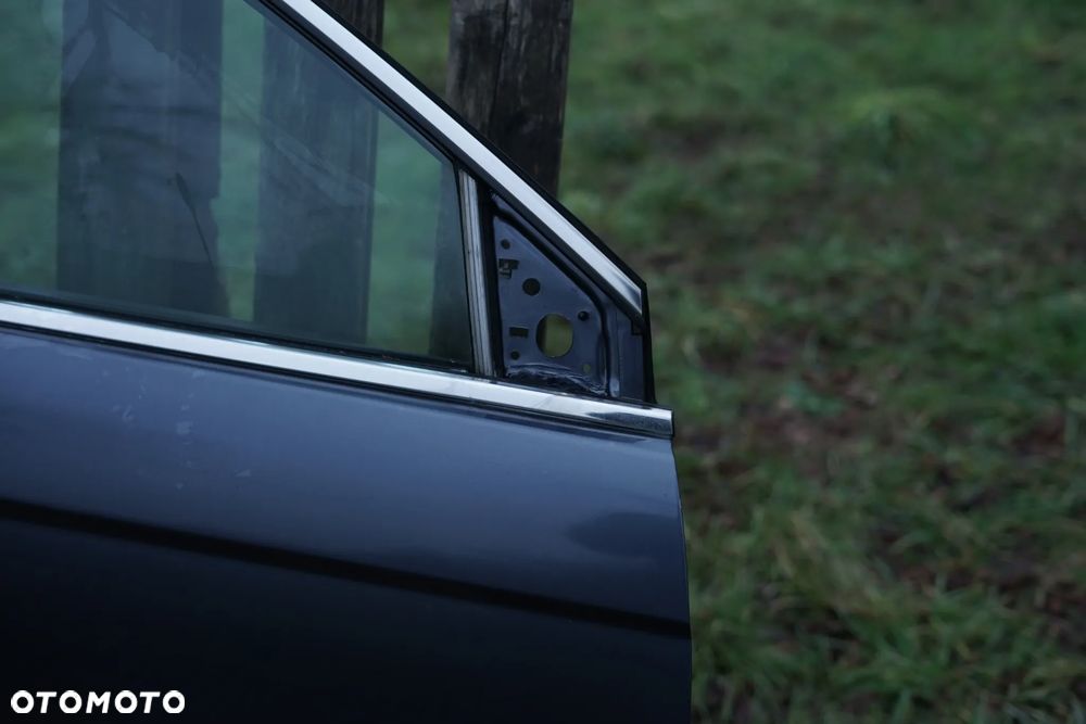 Drzwi przód przednie prawe Honda CR-V III NH684P - 4