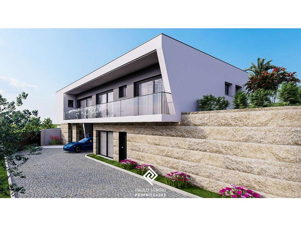 Luxuosa moradia T4 em Urgezes - Guimarães - Grande imagem: 2/16