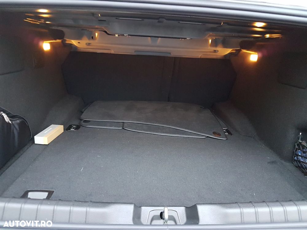 Maserati Ghibli - 16