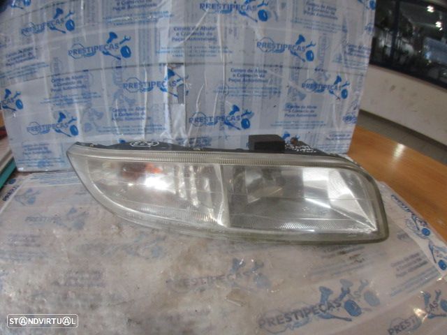 Farol Nevoeiro Farnev723 SSANGYONG REXTON 2005 2.7XDI 165CV 5P CINZA DRT - 1