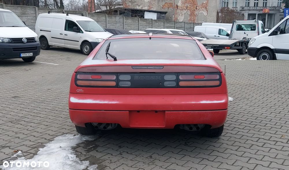Nissan 300 ZX - 6