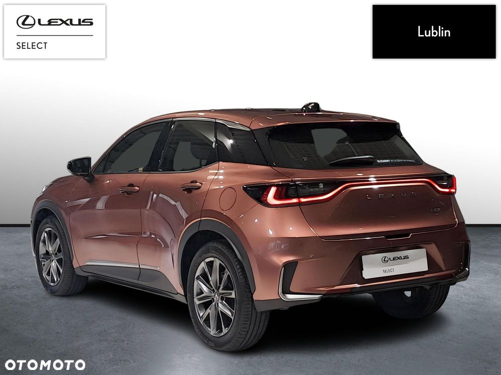 Lexus LBX - 3