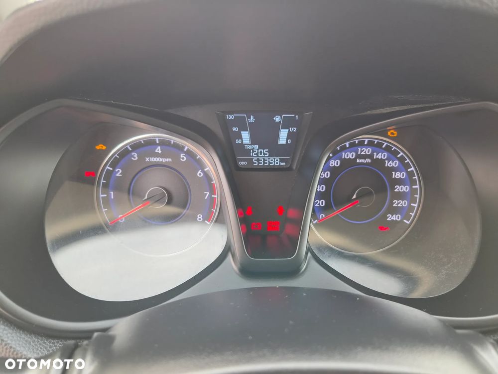 Hyundai ix20 1.4 blue Comfort - 24