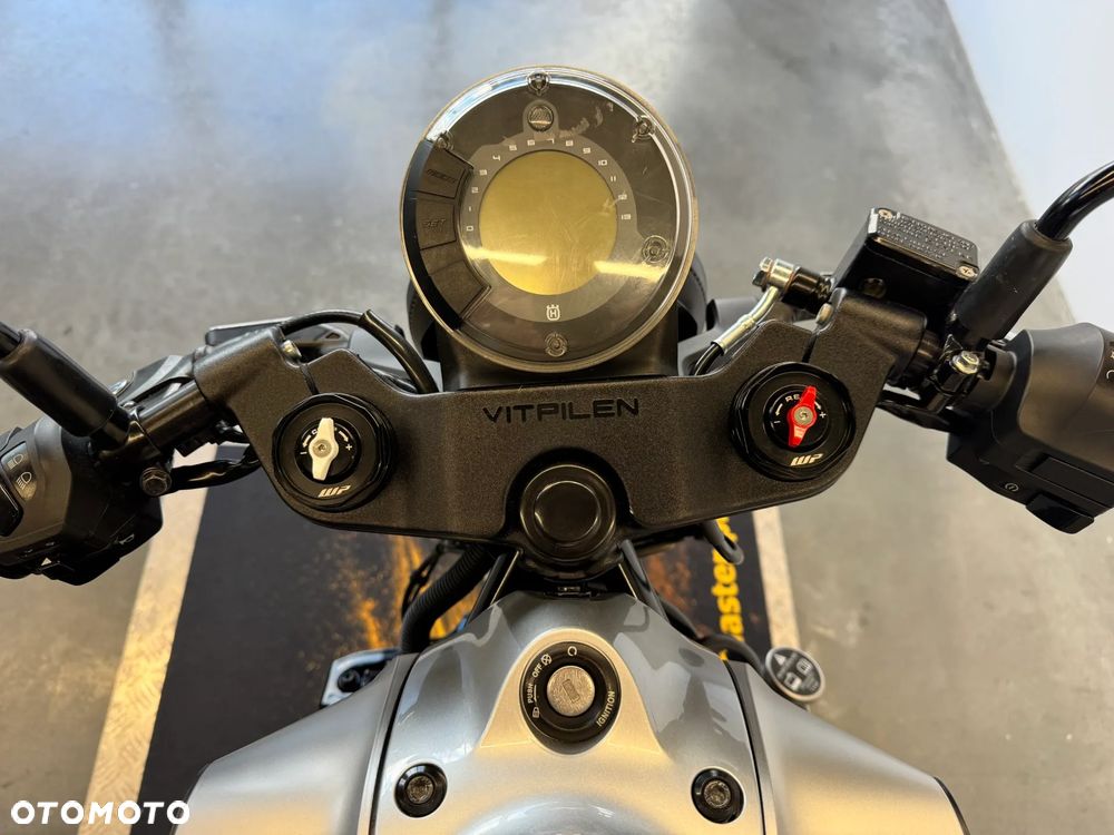 Husqvarna Vitpilen - 31