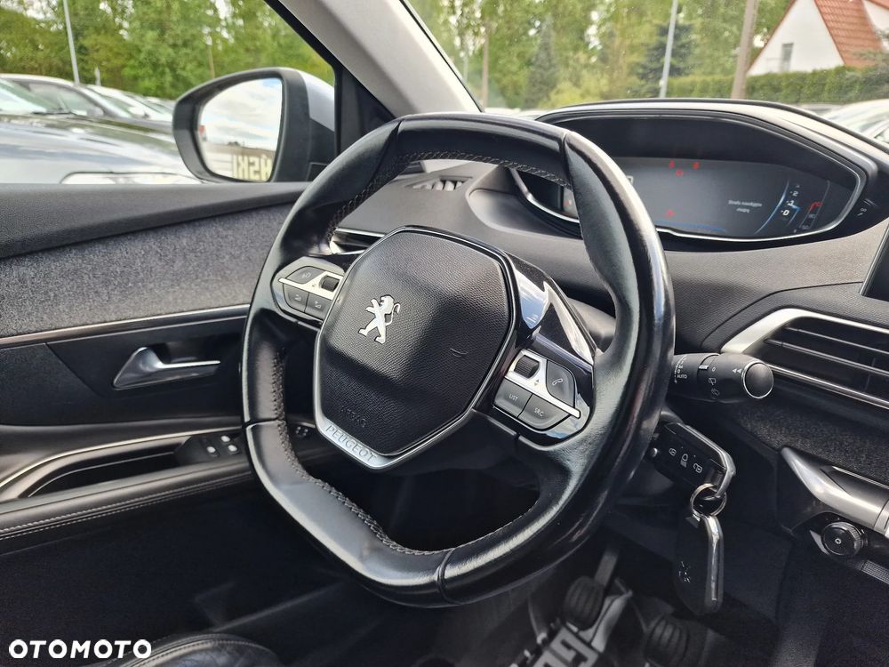 Peugeot 3008 1.5 BlueHDi Allure S&S - 28