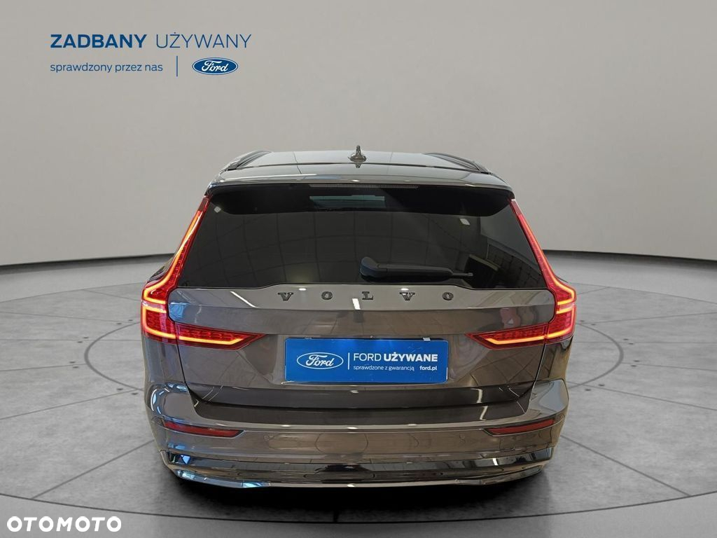Volvo V60 B4 B Plus Dark - 6
