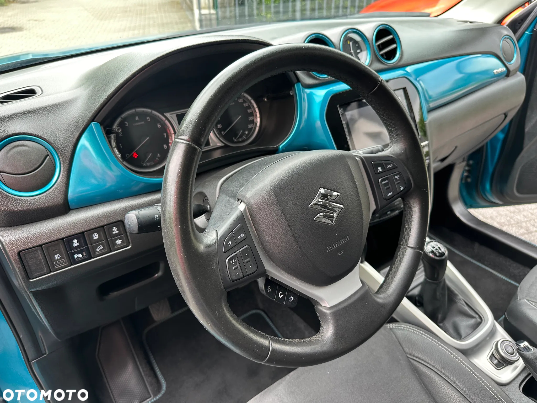 Suzuki Vitara 1.6 XLED SUN 4WD - 30