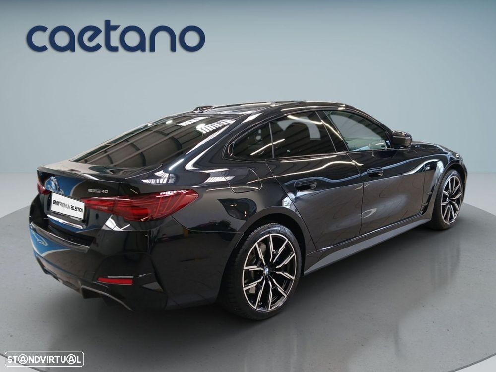 BMW i4 eDrive40 Edição Desportiva M - 8