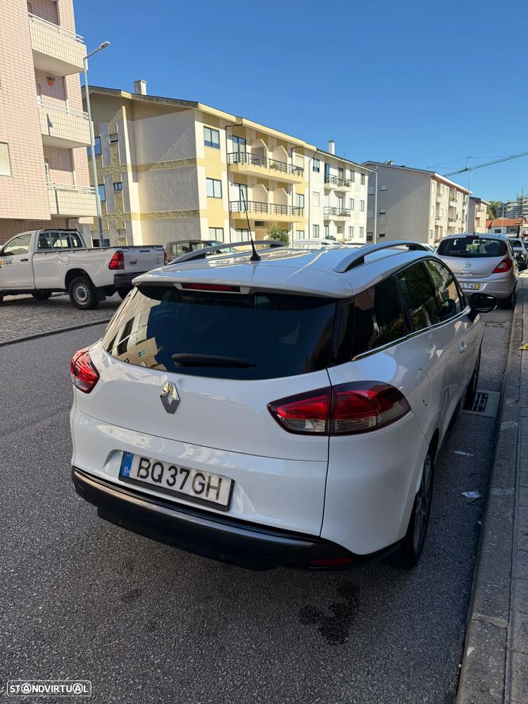 Renault Clio Sport Tourer Energy dCi 90 Start & Stop Experience - 7