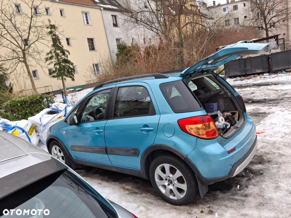 Suzuki SX4 - 2