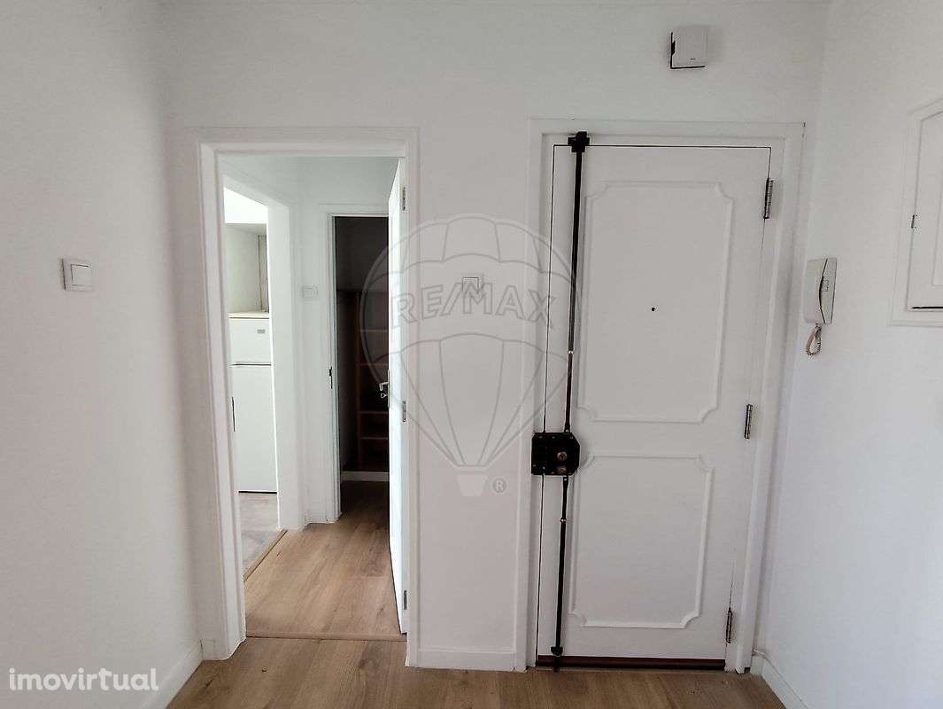 Apartamento T2 para venda - Grande imagem: 2/11