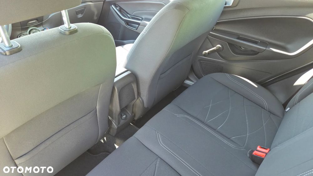 Ford Fiesta 1.4 Trend EU5 - 19