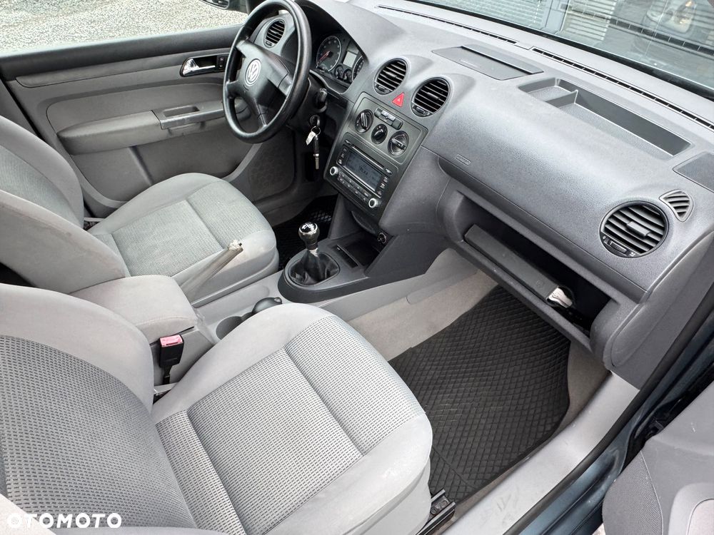 Volkswagen Caddy 1.6 Life (7-Si.) - 20