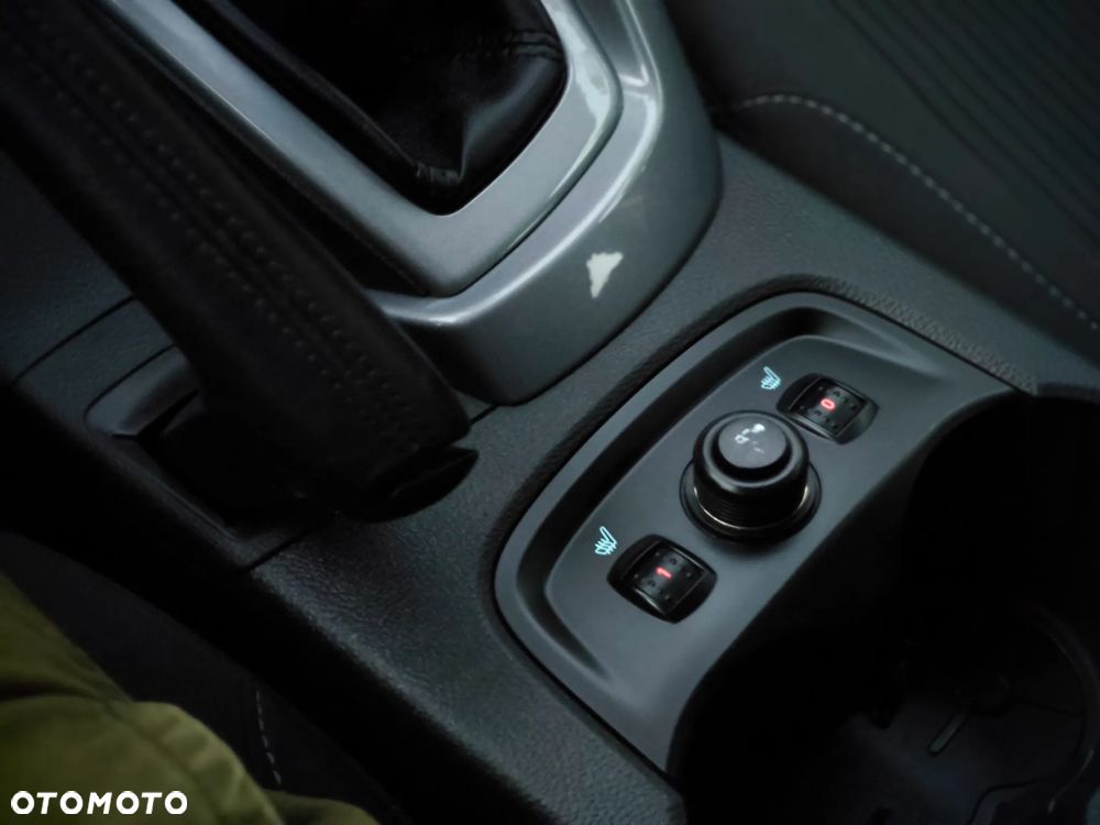 Ford Focus 1.0 EcoBoost Titanium - 22