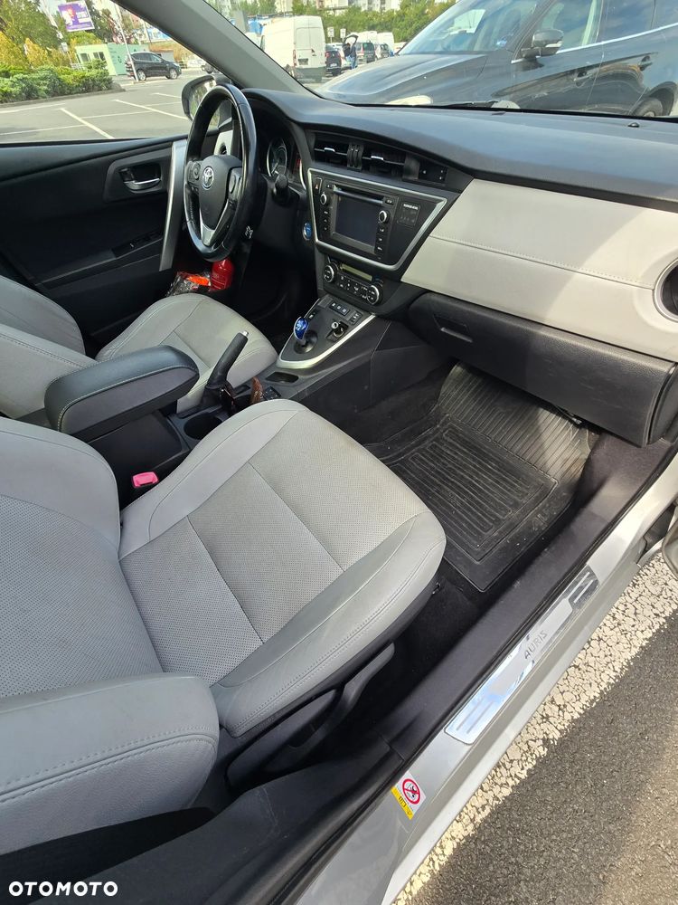 Toyota Auris - 7