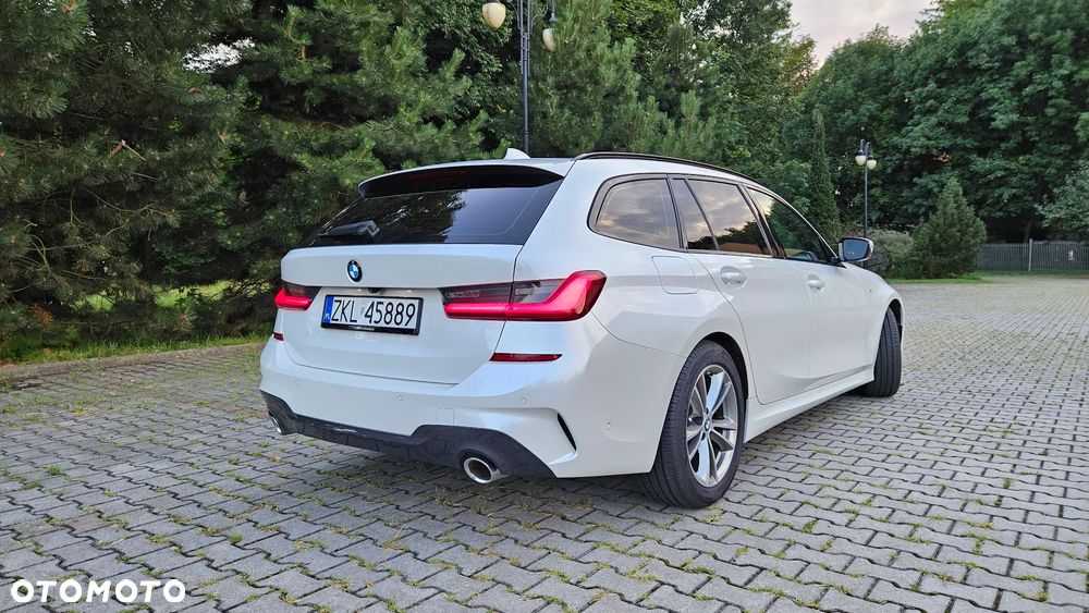 BMW Seria 3 320d xDrive Edition M Sport Shadow - 3