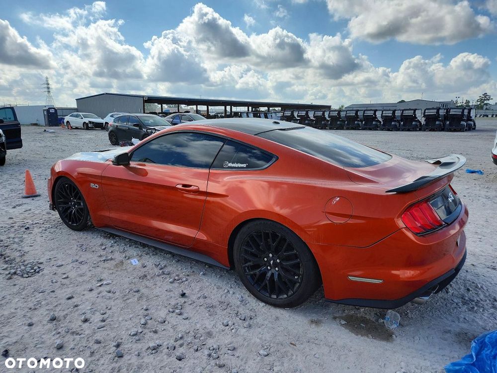Ford Mustang 5.0 V8 GT - 3