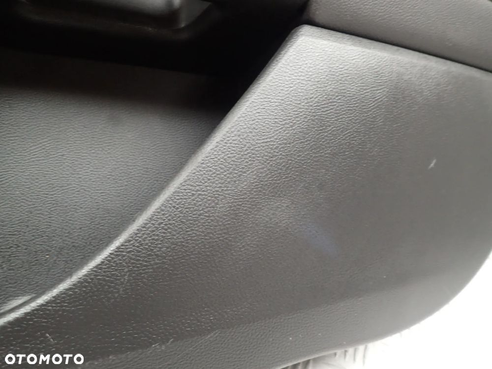 BOCZEK TAPICERKA PRAWY TYŁ FORD MONDEO MK5 DS73-F2658 - 3