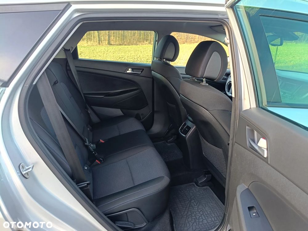 Hyundai Tucson 1.6 GDI BlueDrive Design 2WD - 12