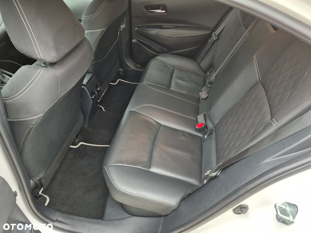 Toyota Corolla 1.8 Hybrid Executive - 5