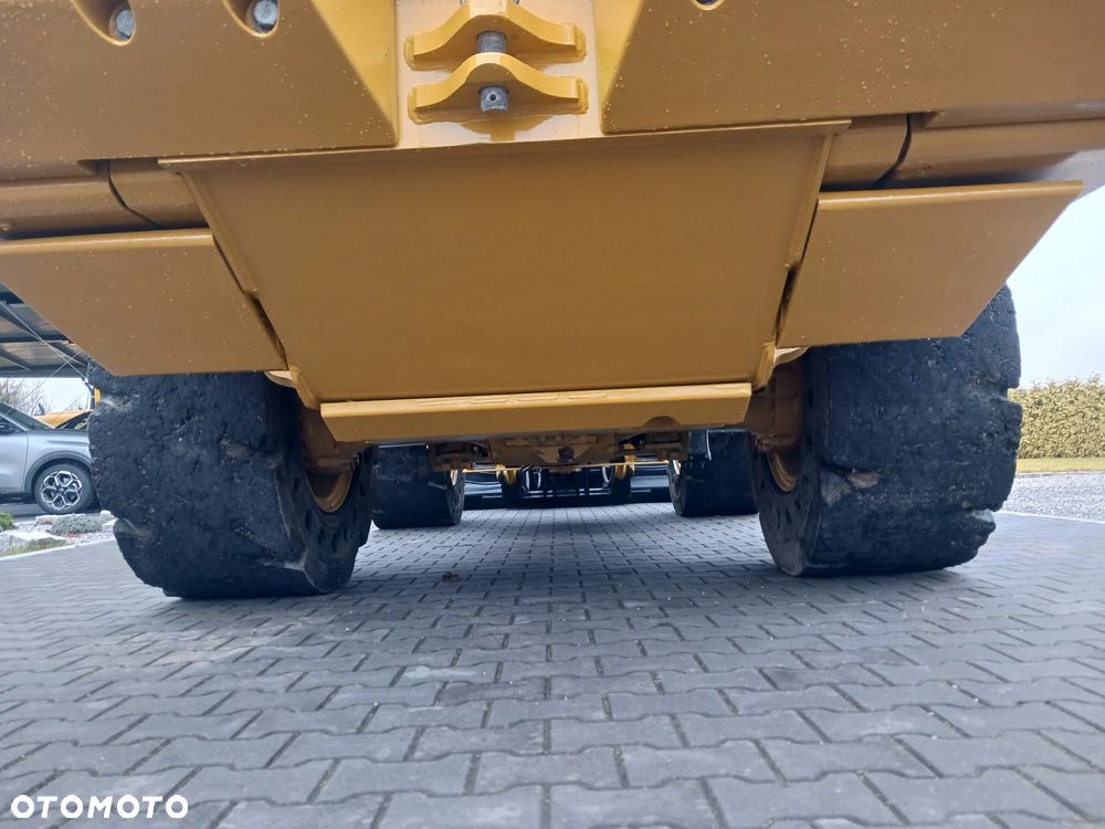 Caterpillar 938 M - 19