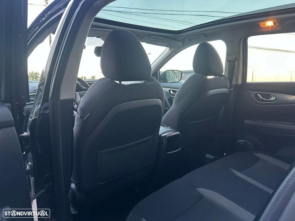 Nissan Qashqai 1.3 DIG-T N-Connecta LED+SKY - 10