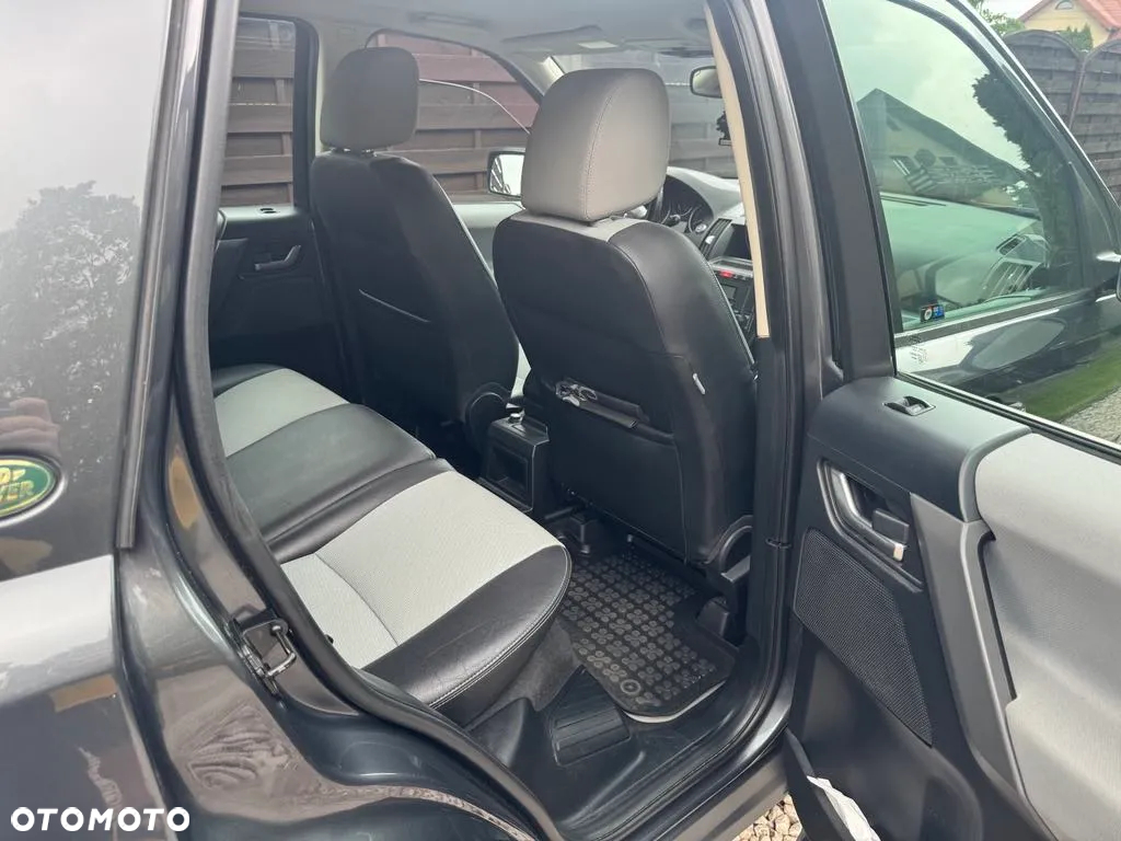 Land Rover Freelander II 2.2TD S - 15