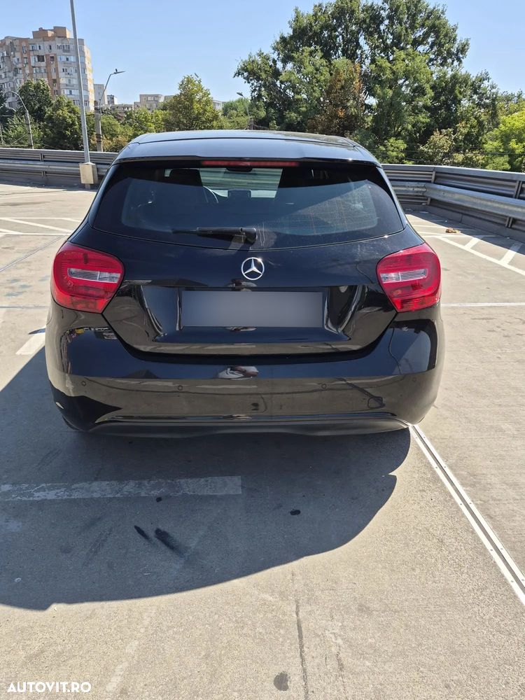 Mercedes-Benz A 180 - 4