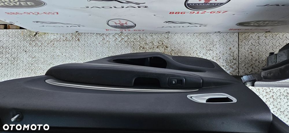 Dodge Durango III LIFT 2017- Kompletne drzwi przód prawy Drzwi przednie prawe  lub Drzwi tył prawy Drzwi tylne prawe Kolor PAU  Oryginalna warstwa lakieru - 20