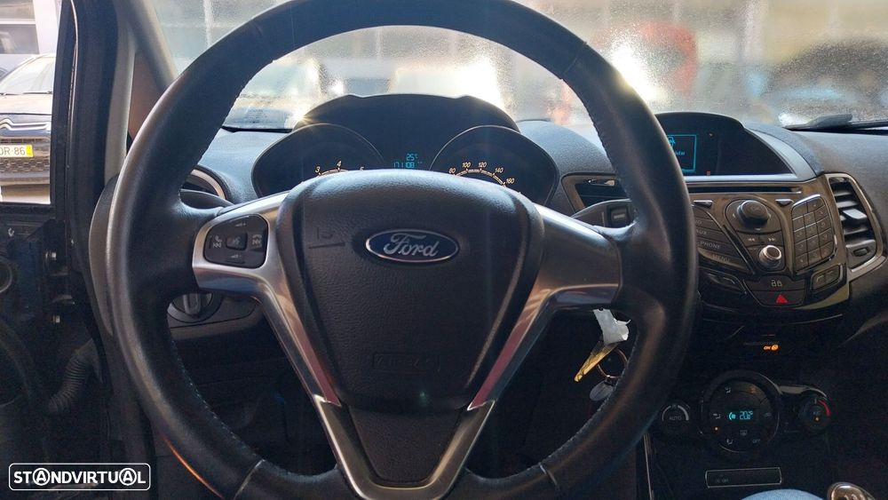 Ford Fiesta 1.0 T EcoBoost Titanium - 6