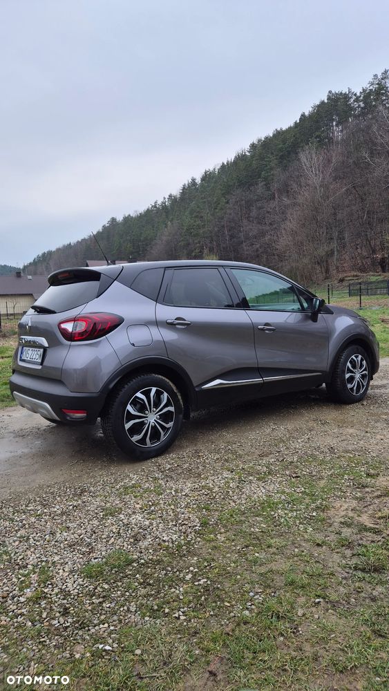 Renault Captur ENERGY TCe 120 EDC Intens - 3