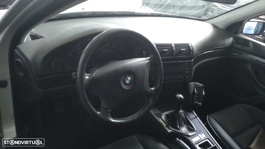 Charrio traseiro BMW  E39 Touring 520i 170cv de 2003 - 5