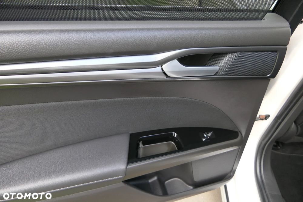 Ford Mondeo 2.0 Ti-VCT Titanium - 39