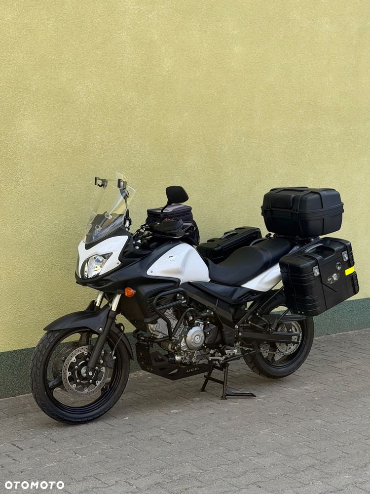 Suzuki DL - 28