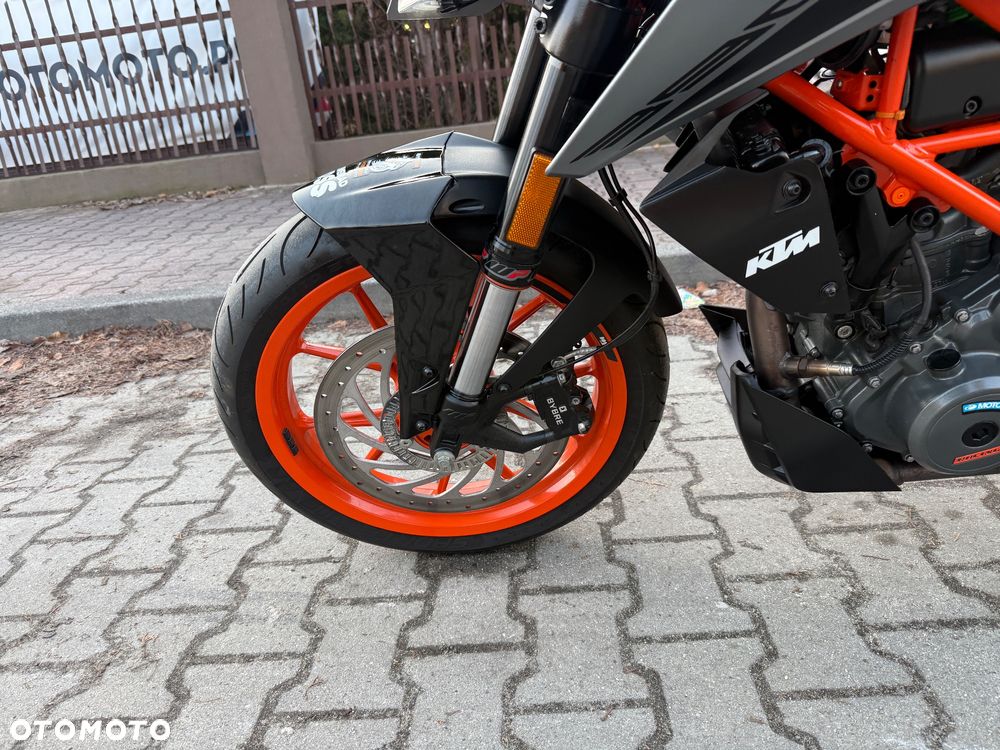KTM Duke - 22