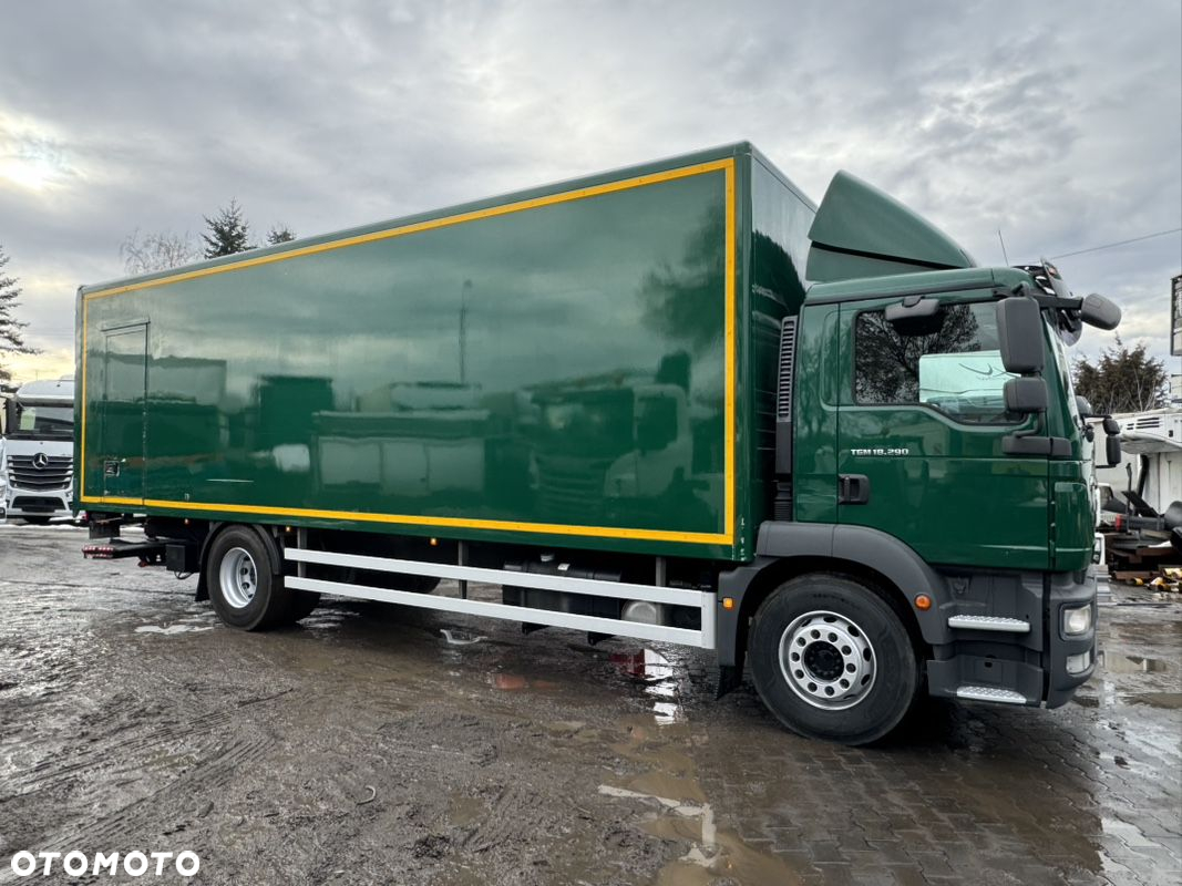 MAN TGM 18-290 Kontener 8.40/ Winda/ - 3