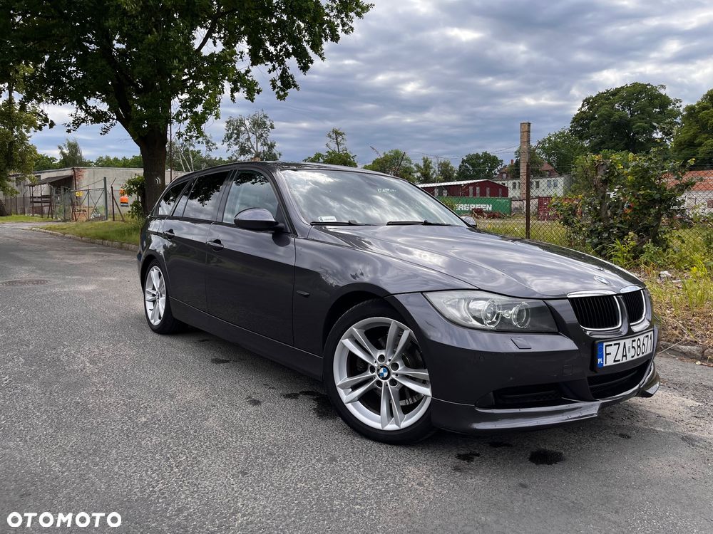 BMW Seria 3 - 1