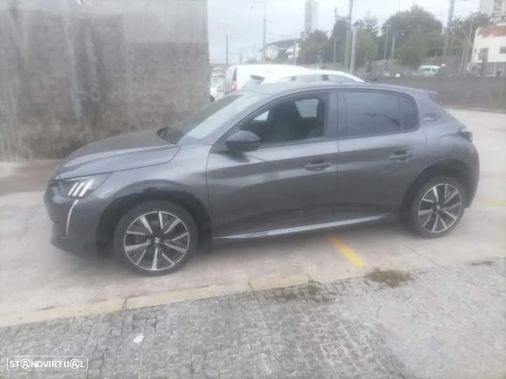 Peugeot 208 1.5 BlueHDi GT Line - 4