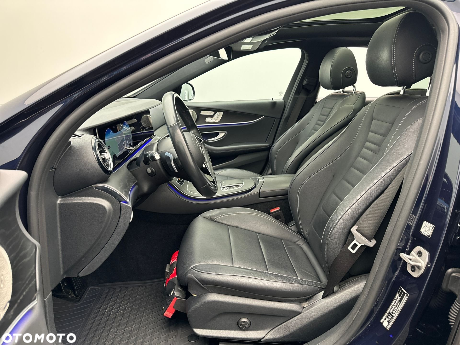 Mercedes-Benz Klasa E 300 de 4Matic T 9G-TRONIC Avantgarde - 12