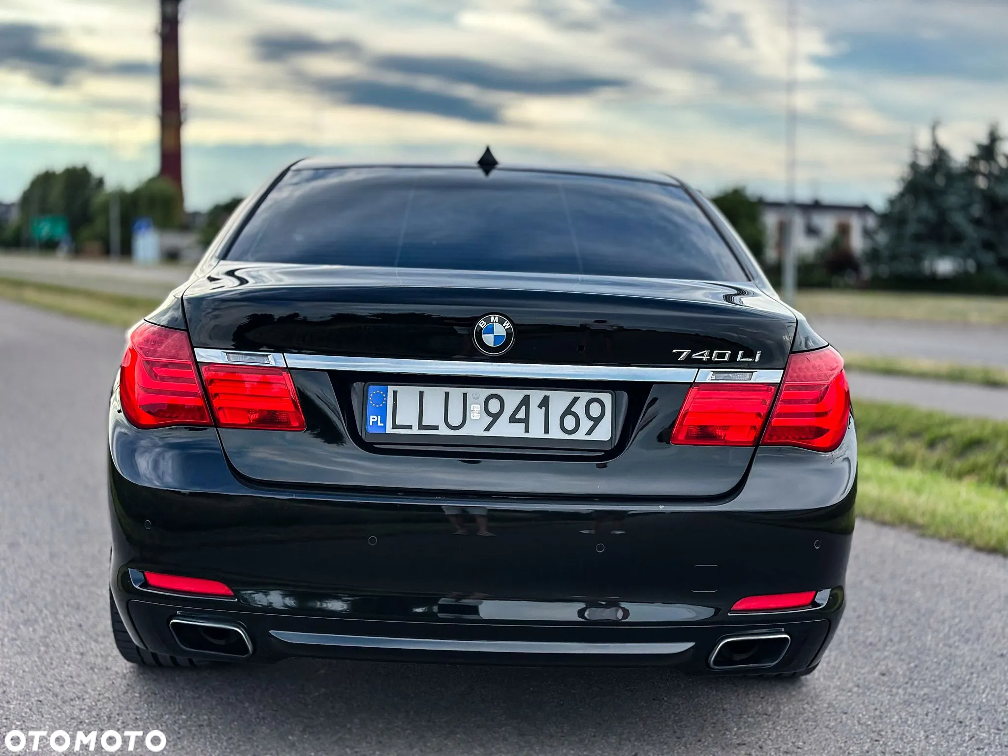 BMW Seria 7 740i L - 3