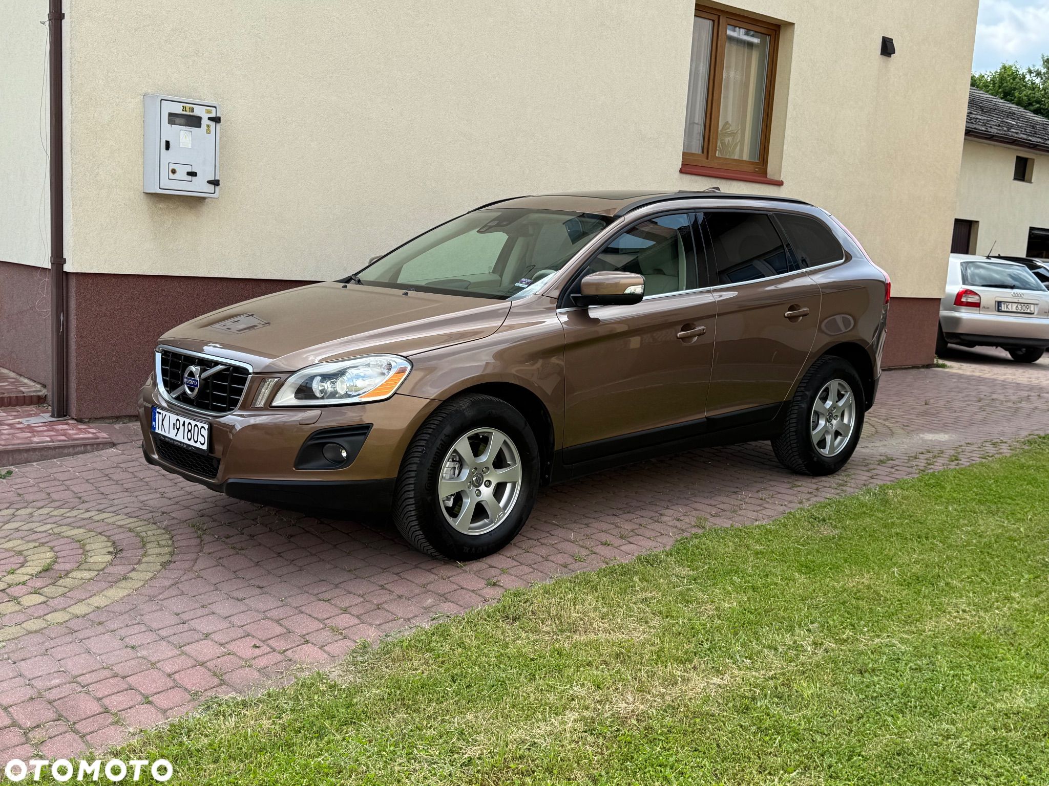 Volvo XC 60 2.4D DRIVe Summum - 1