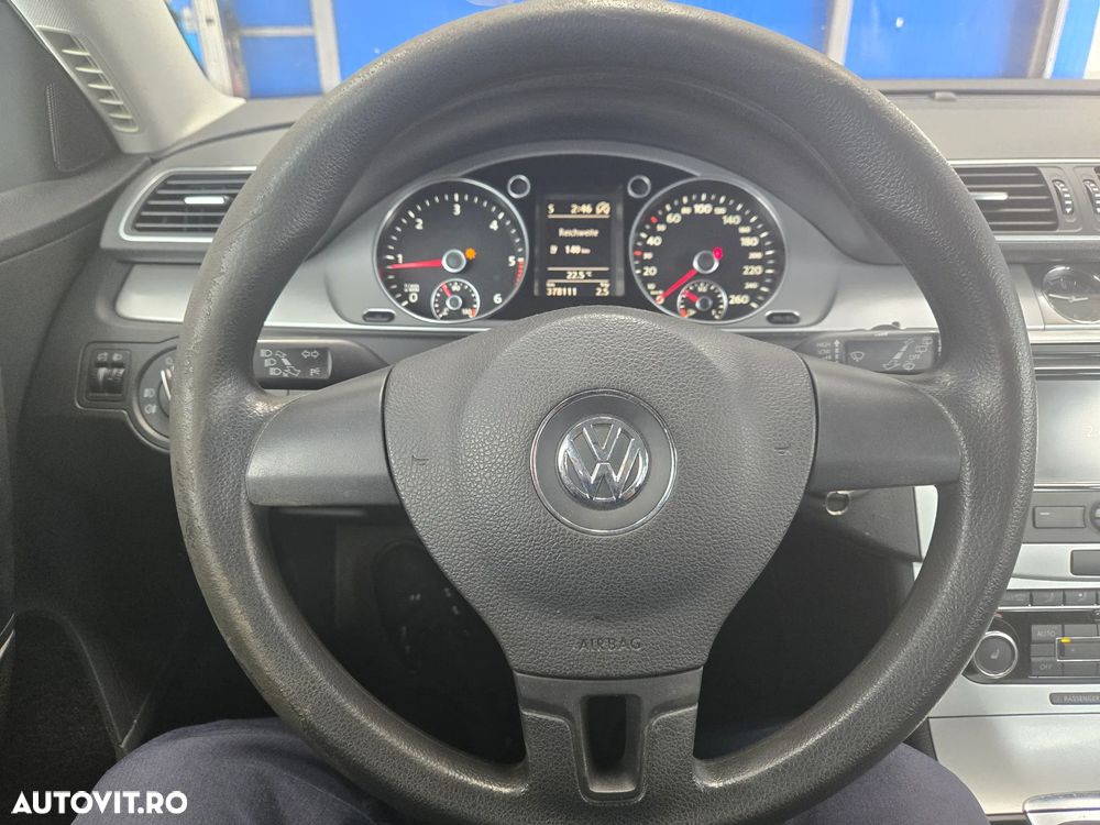 VOLKSWAGEN Passat 2011 — imagine 12