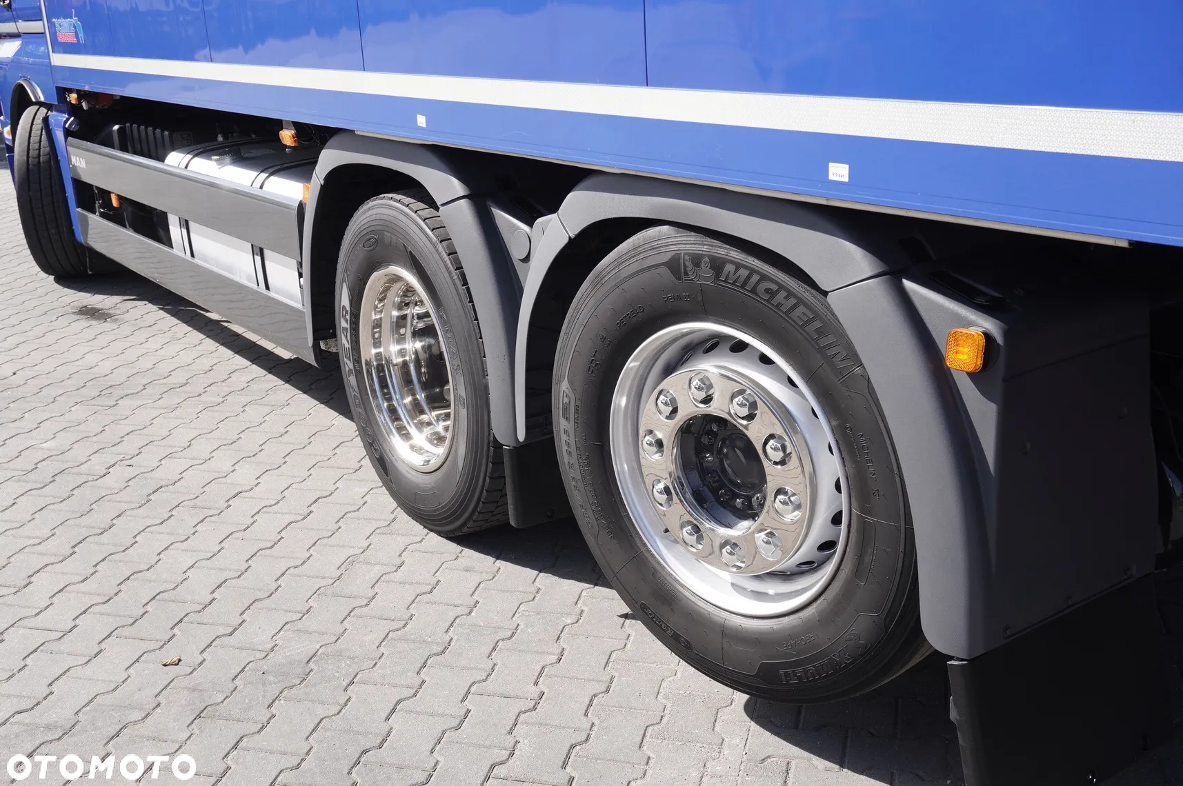 MAN TGX 26.500 E6 XXL / Schmitz 19 palet / Thermoking / oś skrętna - 22