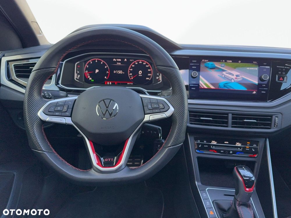 Volkswagen Polo - 16